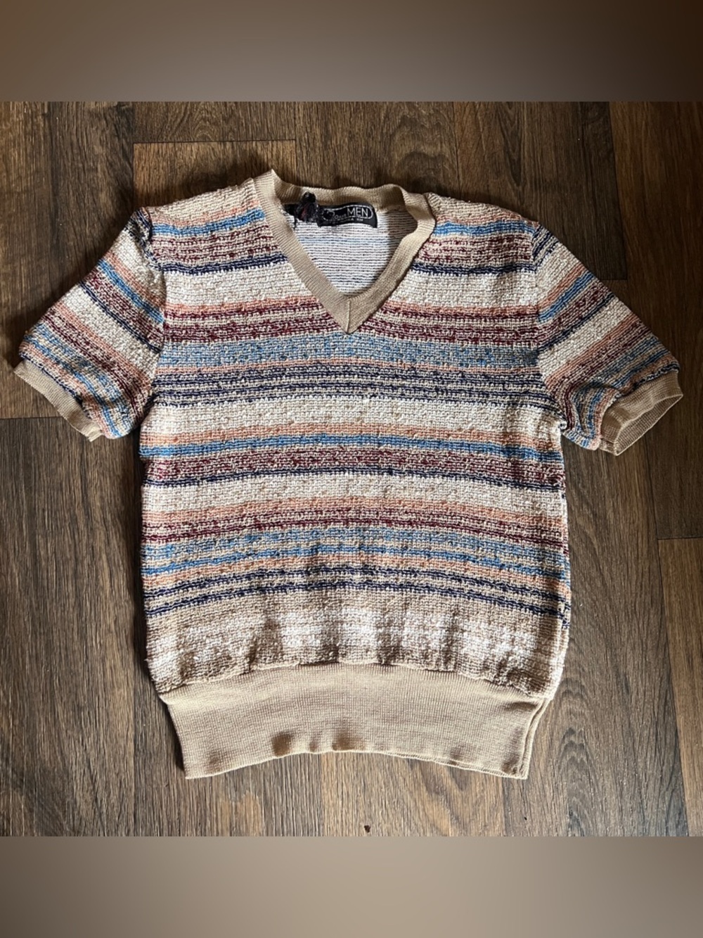 Vintage 2oans Unisex 70s Retro Preppy Knit V-Neck top